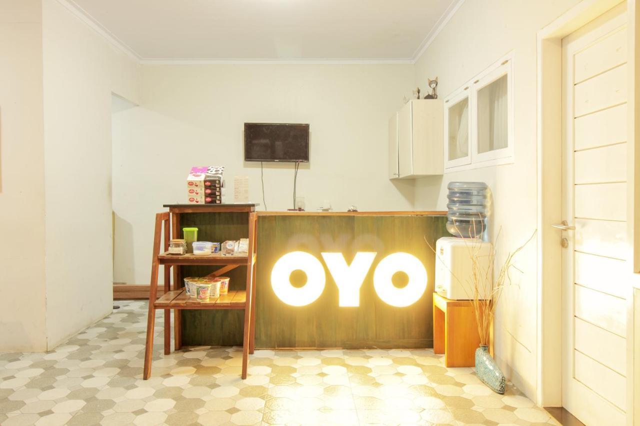 Oyo 396 Tibrae Residence Syariah Lembang Extérieur photo